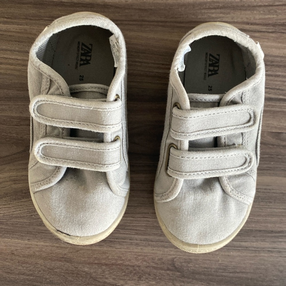 Zara velcro shoes for toddler kids size 25